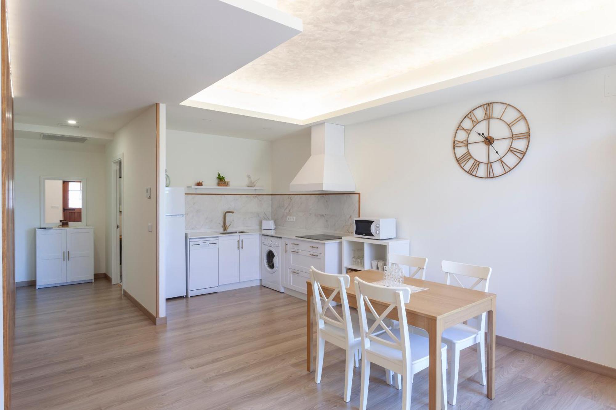 Apartamentos Rurales Tin Turismo 圣埃乌拉利亚德奥斯科斯 外观 照片